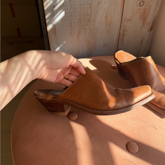 Cobra Rock Leather Mules for Women - Picture 3 of 5